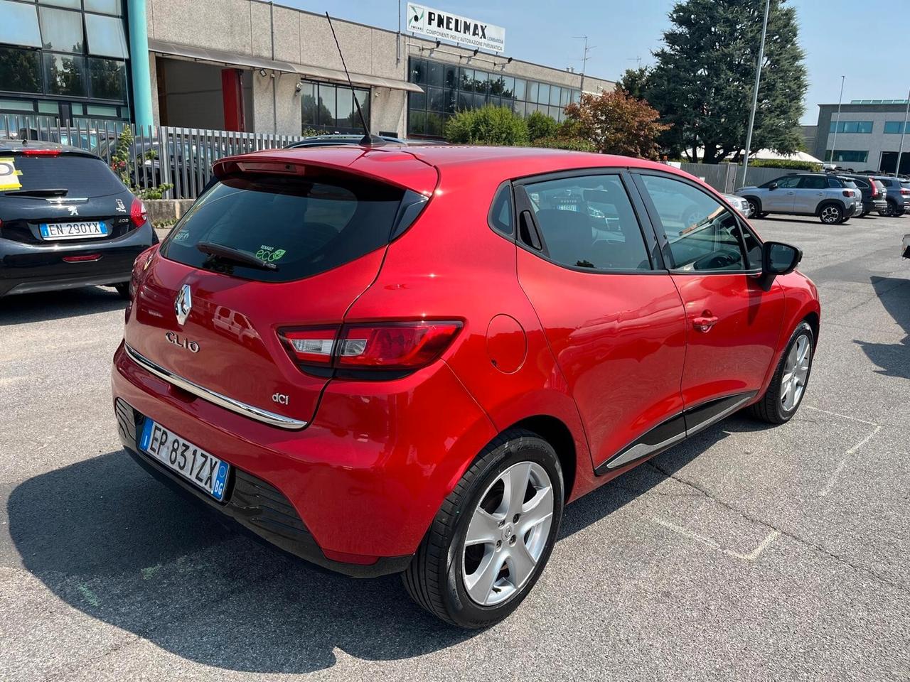 Renault Clio 1.5 dCi 8V 75CV 5 porte Wave