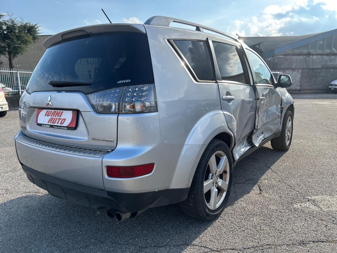 Mitsubishi Outlander 2.0 DI-D