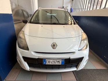 Renault Clio 1.2 16V SporTour Live!