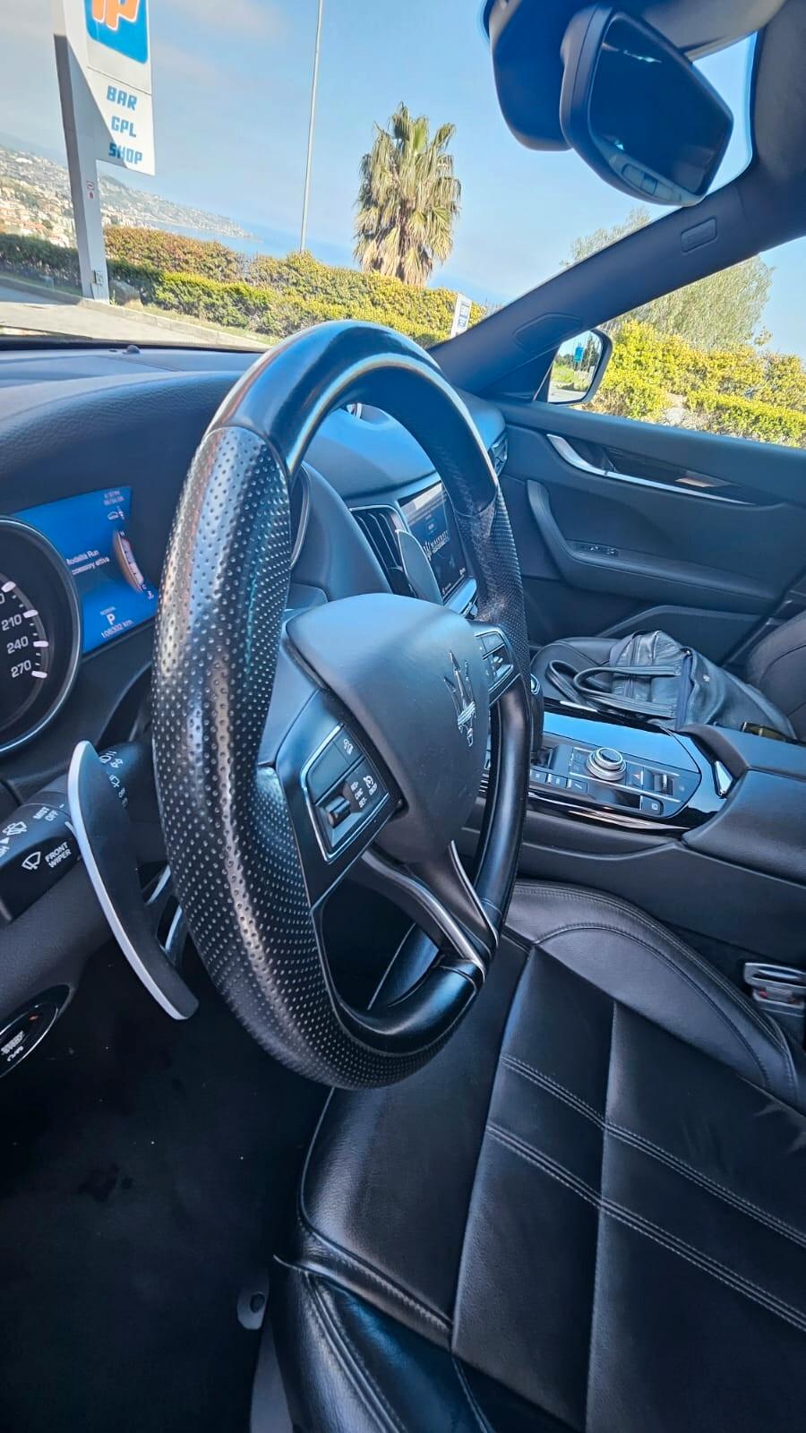 Maserati Levante Q4 gransport FULL OPTIONAL