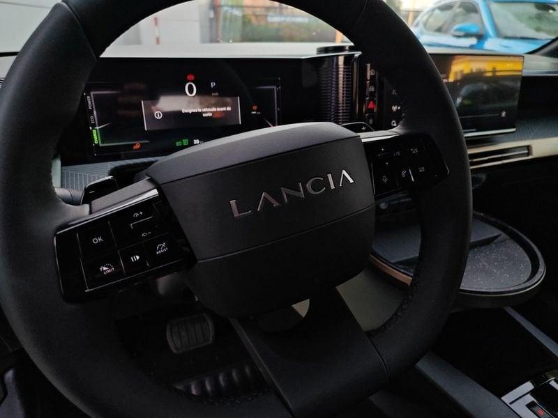 Lancia Ypsilon Ypsilon Hybrid e-DCT