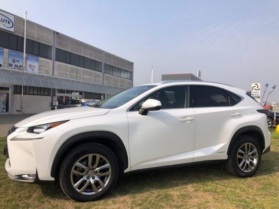 LEXUS NX 300 Hybrid Executive
