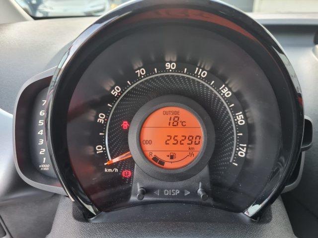 TOYOTA Aygo Connect 1.0 VVT-i 72 CV 5 porte x-play