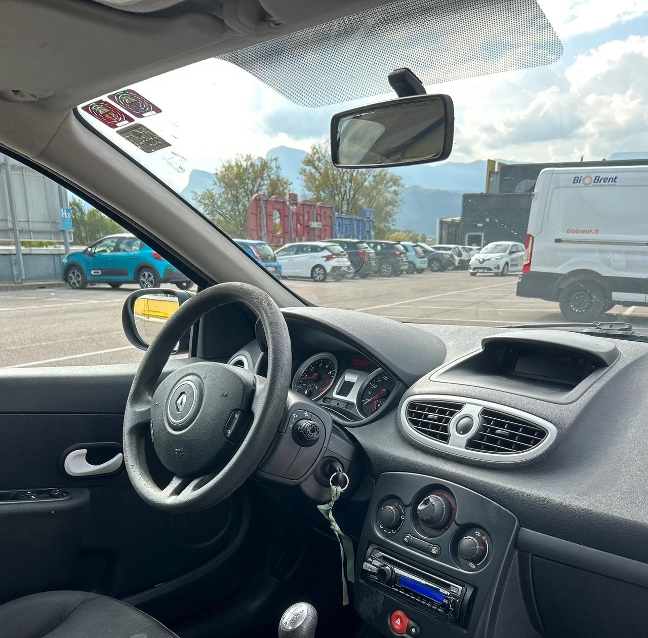 Renault Clio 1.2 Edizione Live! Neopatentati