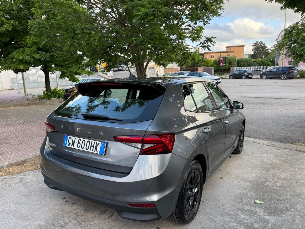 Skoda Fabia 1.0 km. 18.000!! TURBO BENZINA
