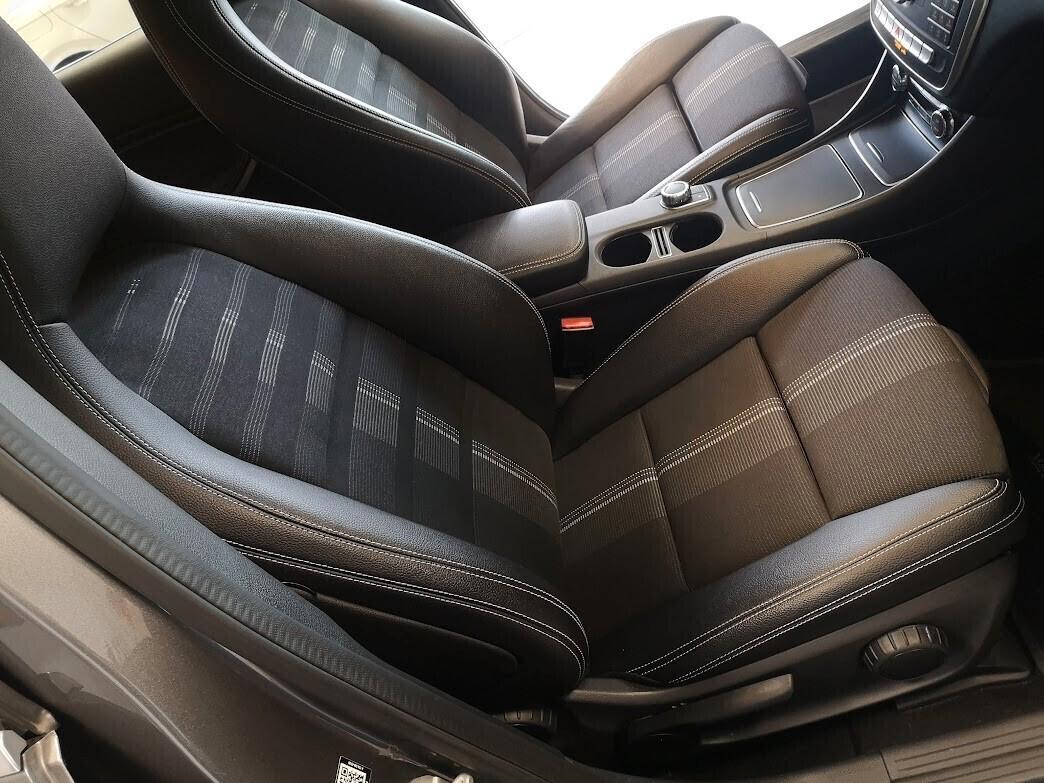 Mercedes-benz GLA 200 180 d Sport 4 MATIC