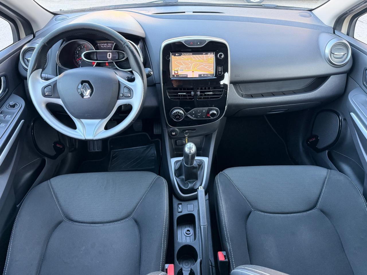Renault Clio 1.2 benzina 75 cv 2015 navi retroc
