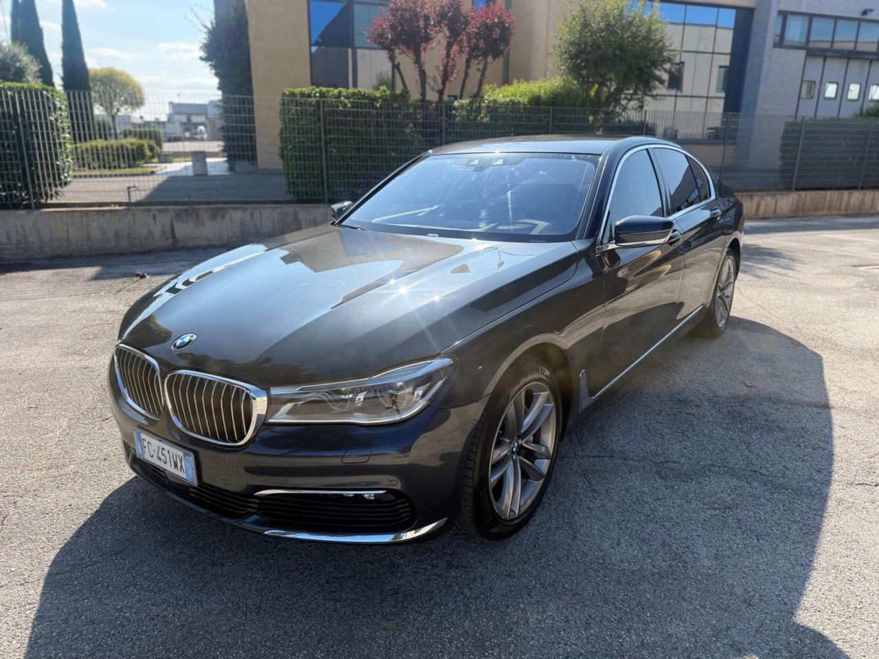 BMW 730 CARBON CORE 2017 12 MESI DI GARANZIA