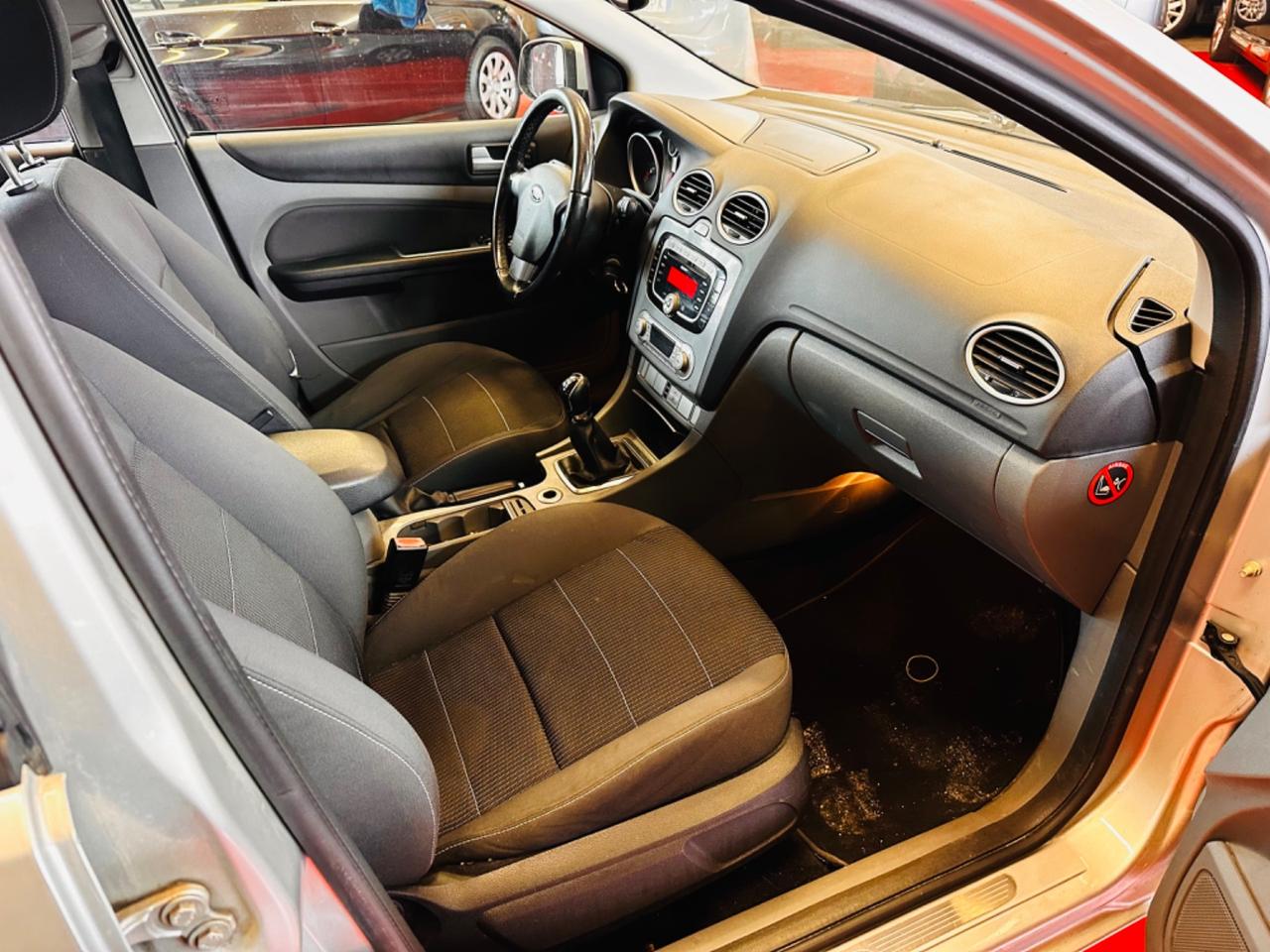 Ford Focus 1.6 TDCi Titanium Ok Neopatentati