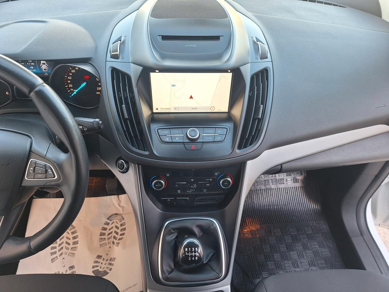 Ford Kuga 1.5 TDCI 120 CV Titanium PERFETTA