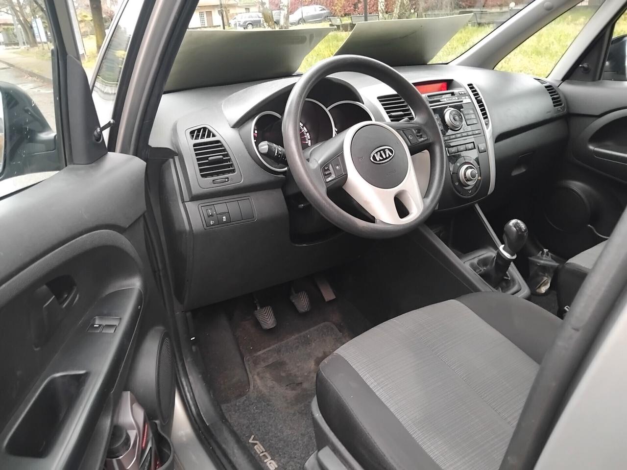 Kia Venga 1.4 CRDi 90CV Cool 5 PORTE EURO 5 KM 140 MILA IDEALE X NEO PATENTATI A 3.999 EURO