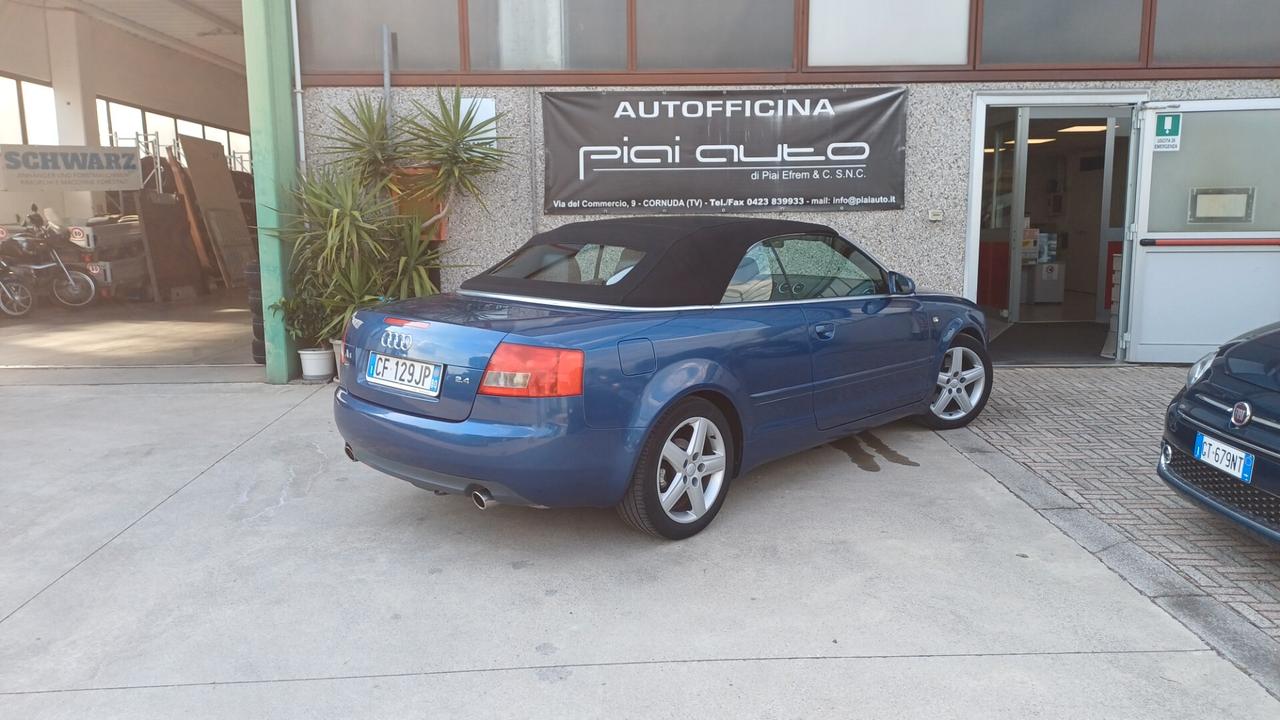 Audi A4 Cabriolet 2.4 V6 30V cat