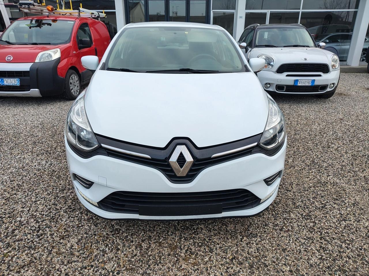 Renault Clio TCe 12V 90 CV GPL 5 porte Business CASA MADRE! UNICO PROPRIETARIO!!!OK NEOPATENTATI