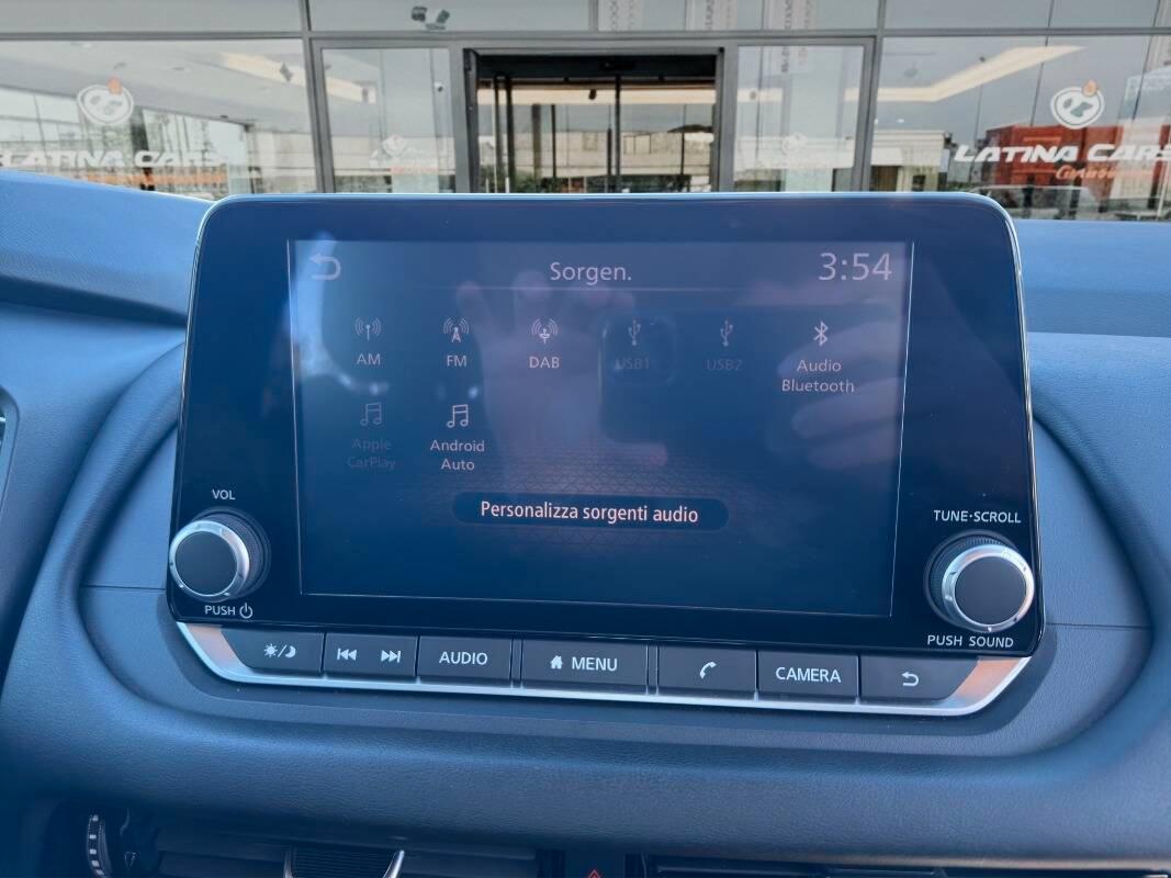 Nissan Qashqai 1.3 mhev Business 158cv xtronic Con CARPLAY