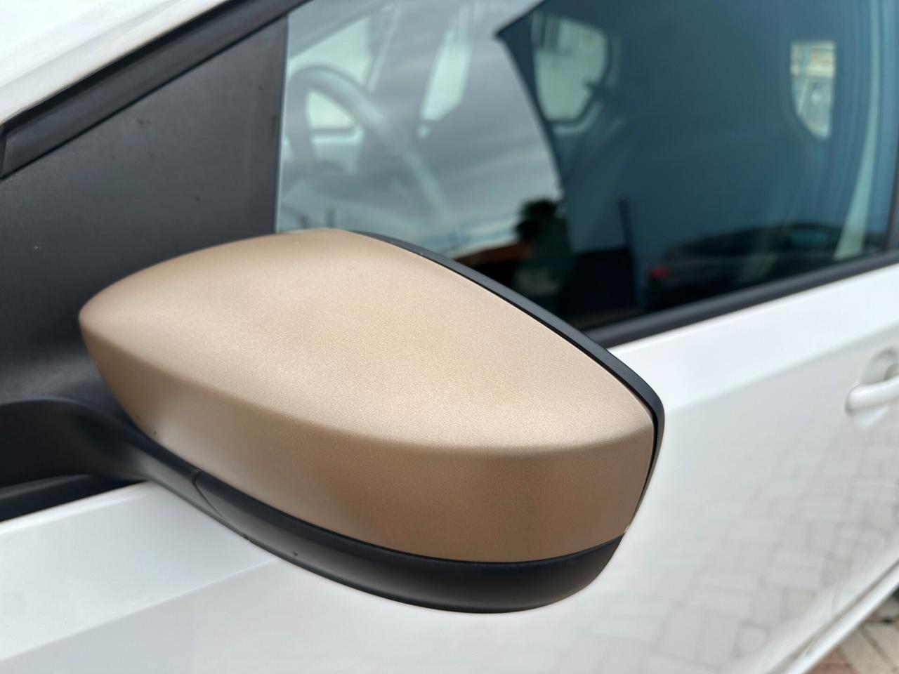 Seat Mii 1.0 68 CV 5 porte by Cosmopolitan Ecofuel