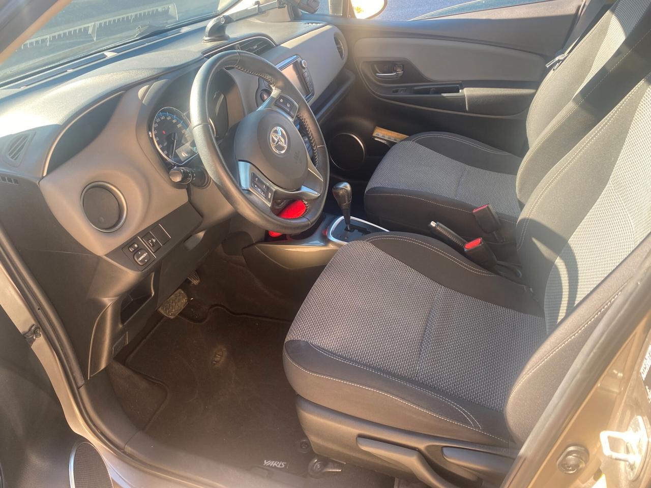 Toyota Yaris 1.5 Hybrid 12/2016