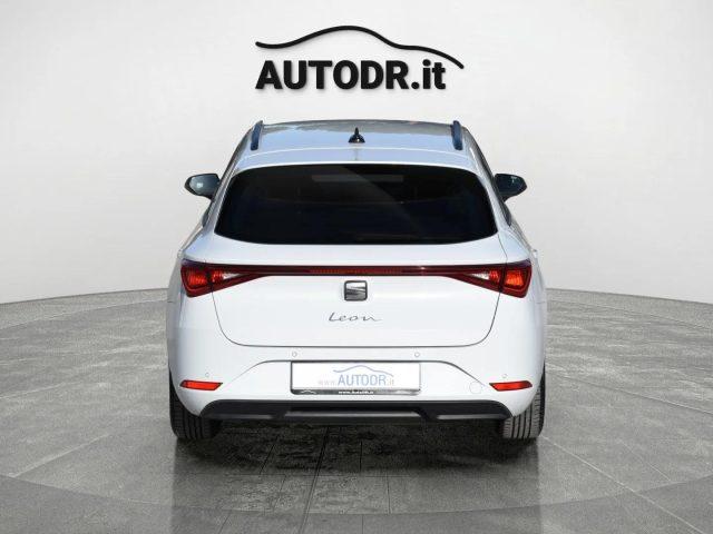 SEAT Leon Sportstourer 1.5 TGI DSG Business FULL LED, Navi