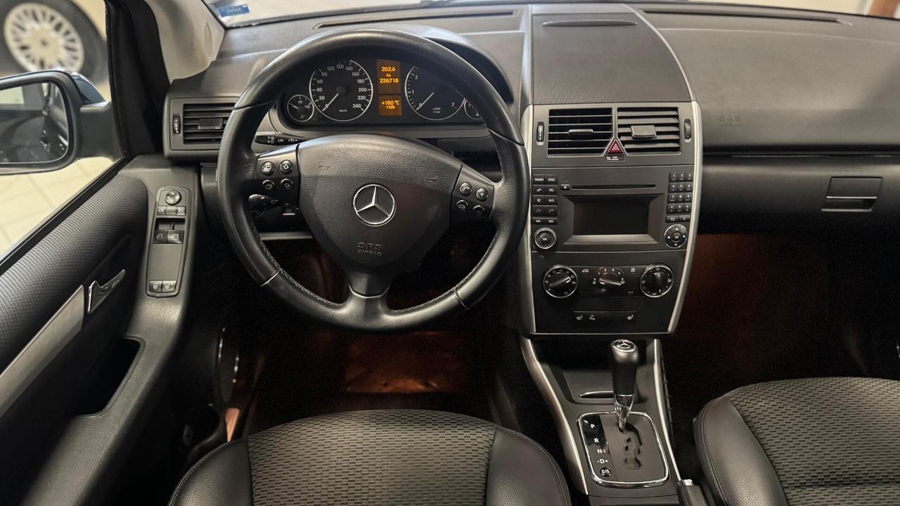 Mercedes-benz A 160 AUTOMATIC Premium GPL