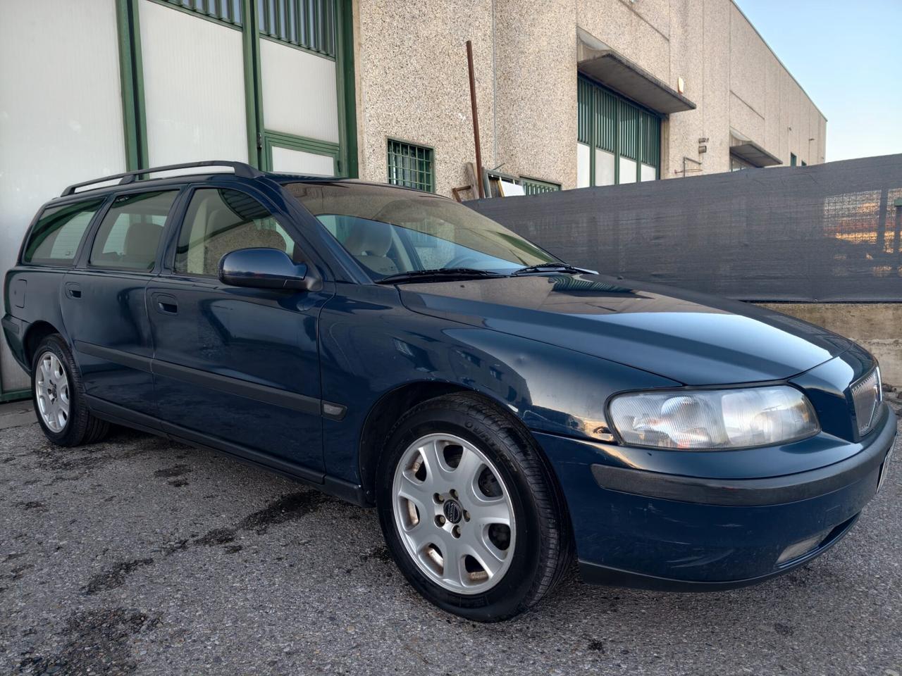 Volvo V70 BENZINA ASI UNICO PROPRIETARIO