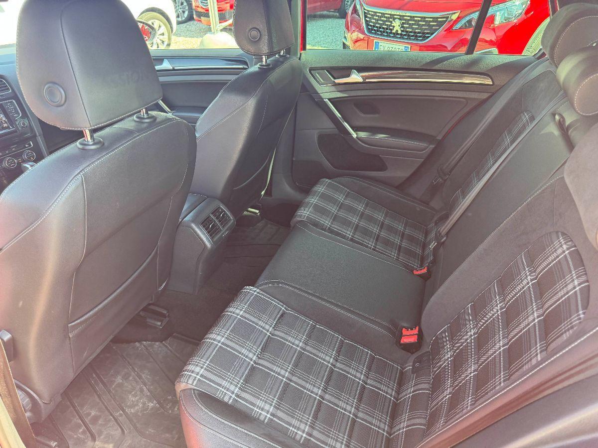 VOLKSWAGEN - Golf - GTD 2.0 TDI 5p. DSG BlueMotion Technology