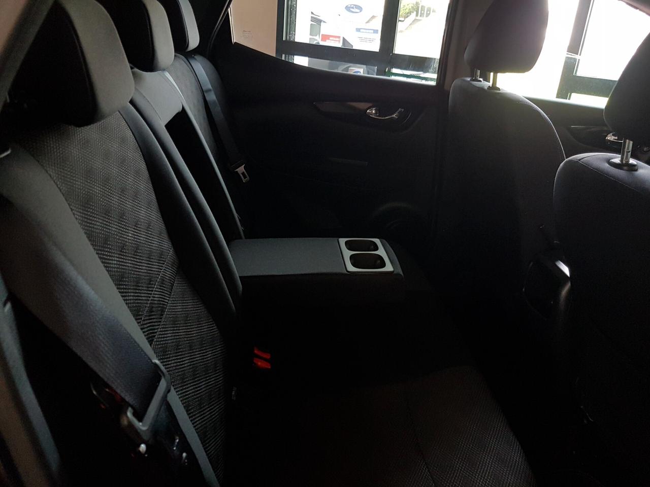 Nissan Qashqai 1.5 dCi N-Connecta