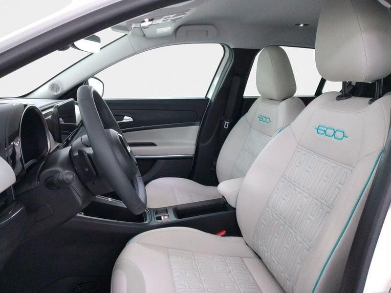 FIAT 600 1.2 hybrid La Prima 110cv auto