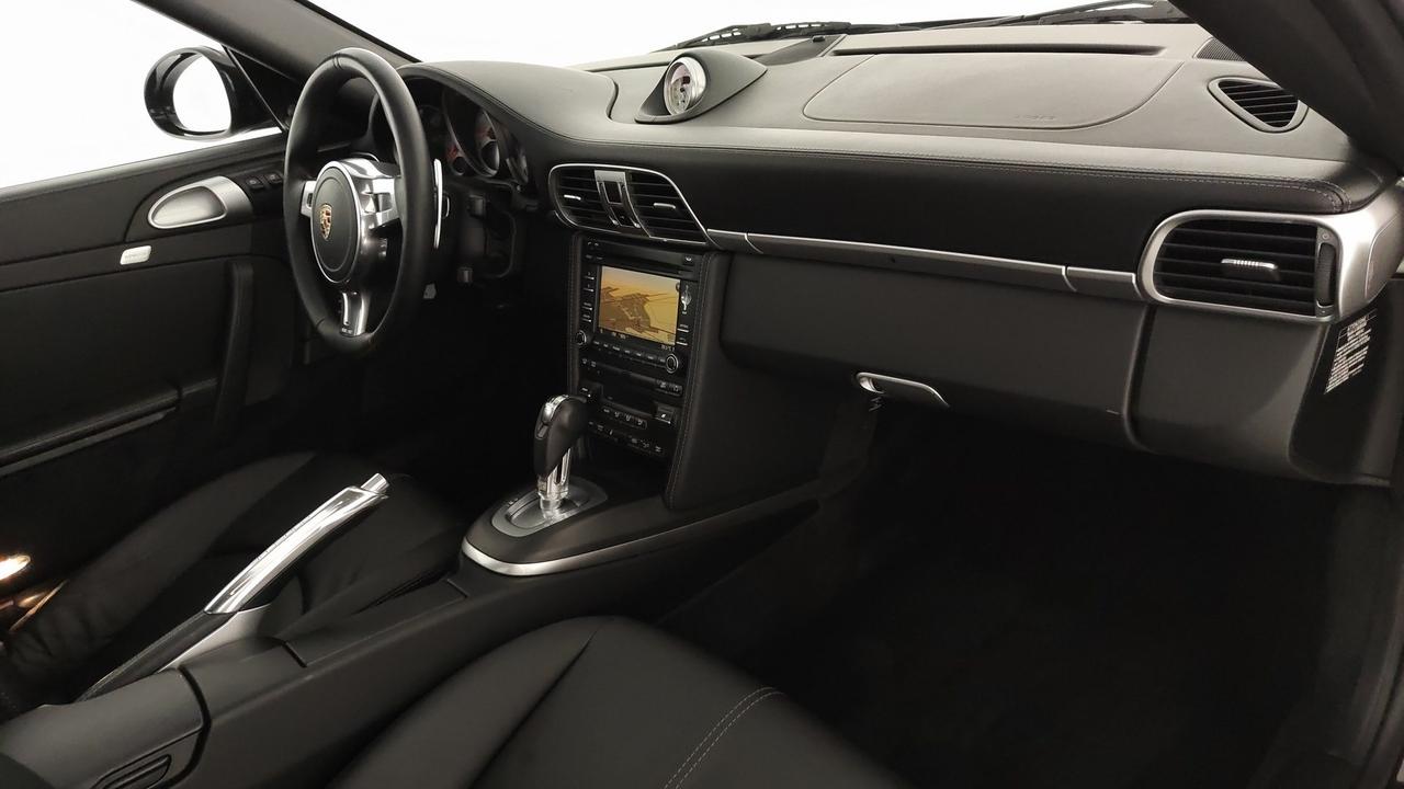 PORSCHE 911 Coupe 3.8 Carrera 4S