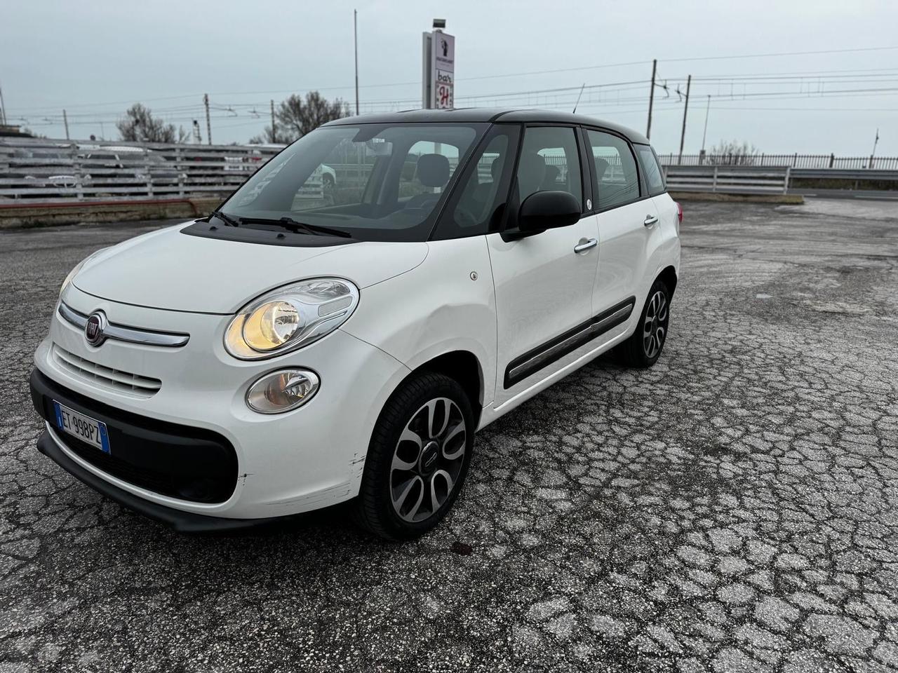 Fiat 500L 0.9 TwinAir Turbo Natural Power Lounge