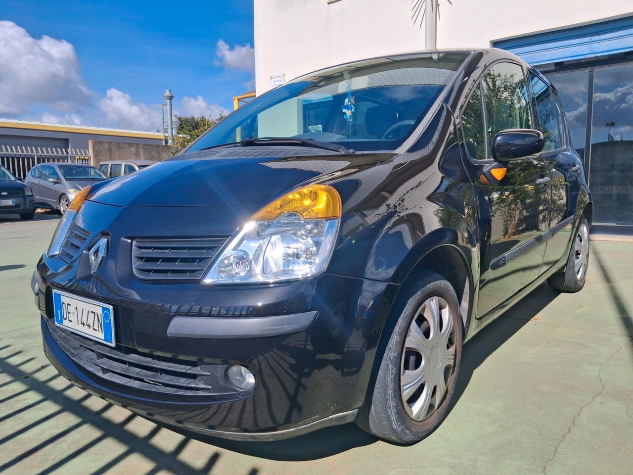 RENAULT Modus 1.500 dCi 85cv Confort Dynamique