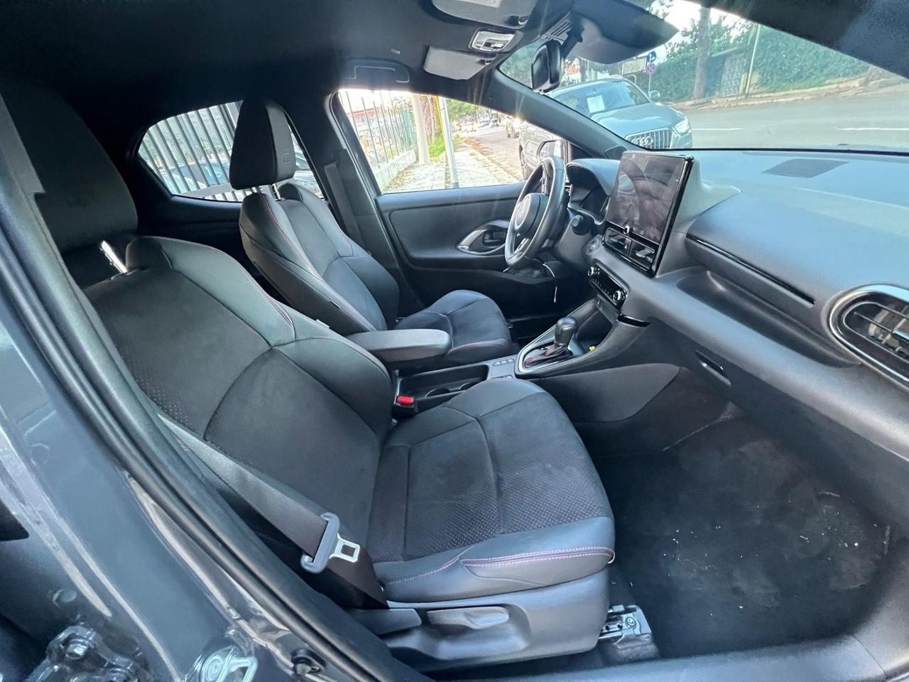 Toyota Yaris 1.5 130 Hybrid 5 porte GR Sport