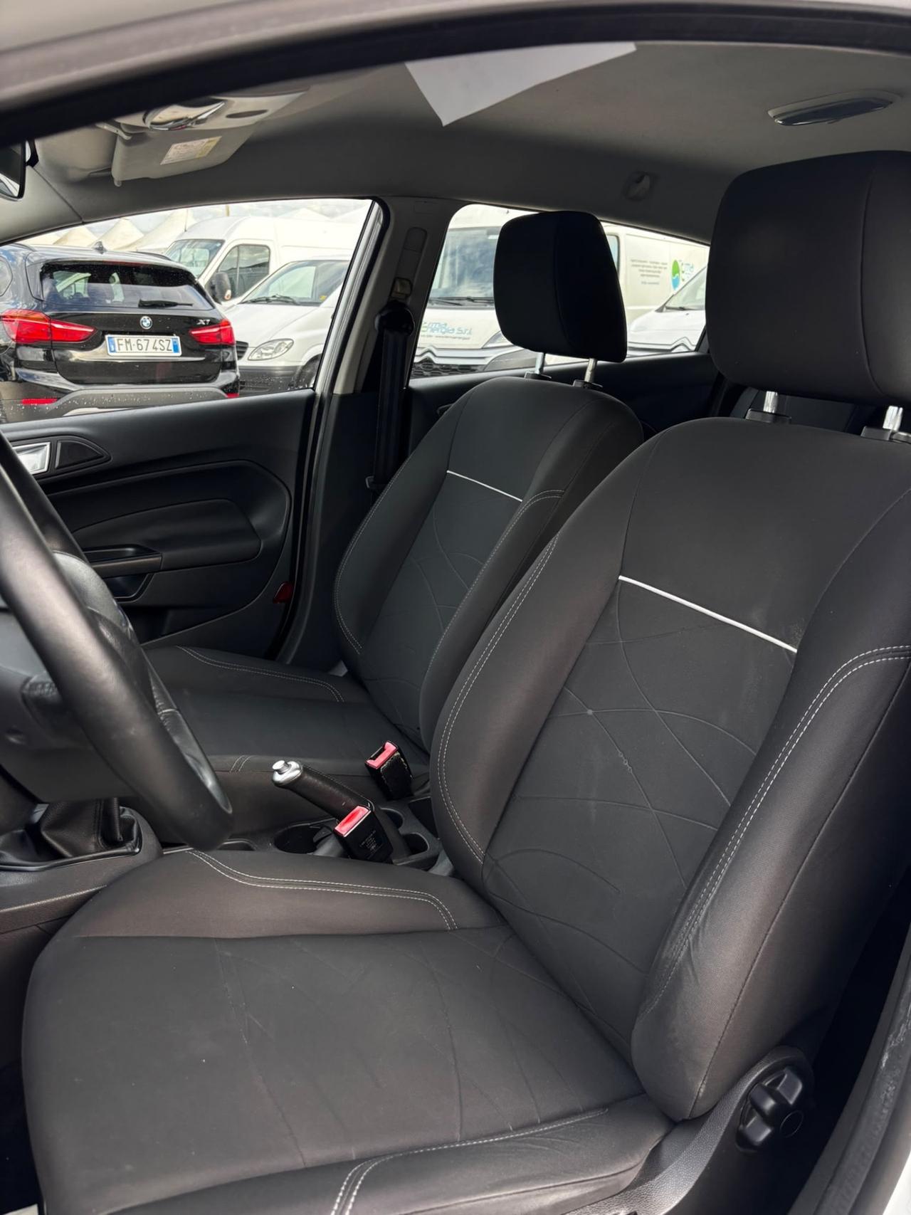 Ford Fiesta 1.5 TDCi 75CV 5 porte Titanium