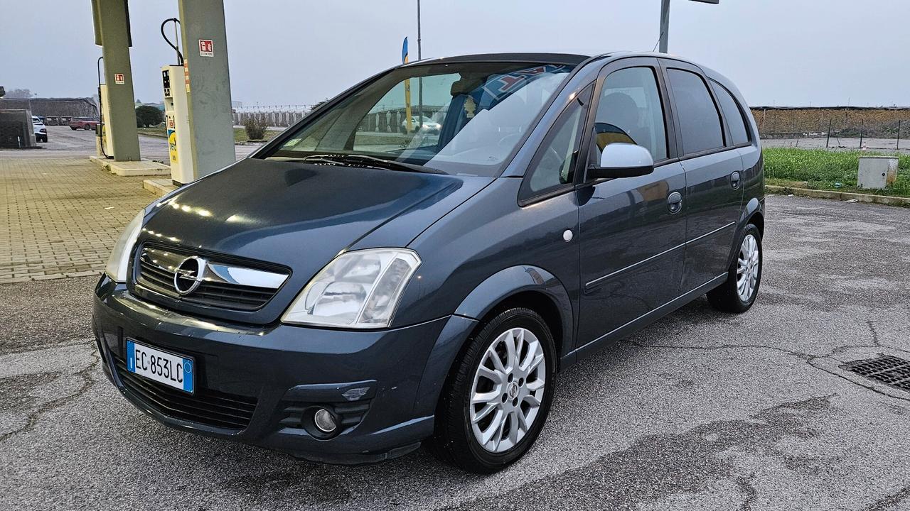 Opel Meriva 1.4 16V GPL-TECH Club