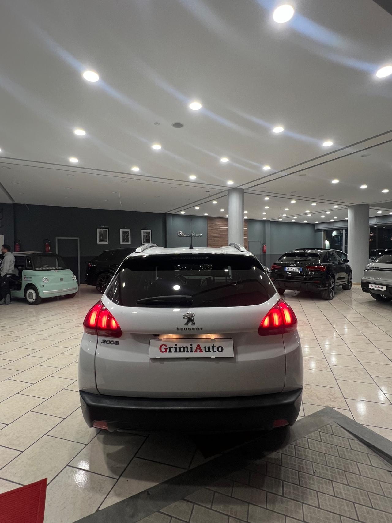 Peugeot 2008 BlueHDi 100 S&S Signature