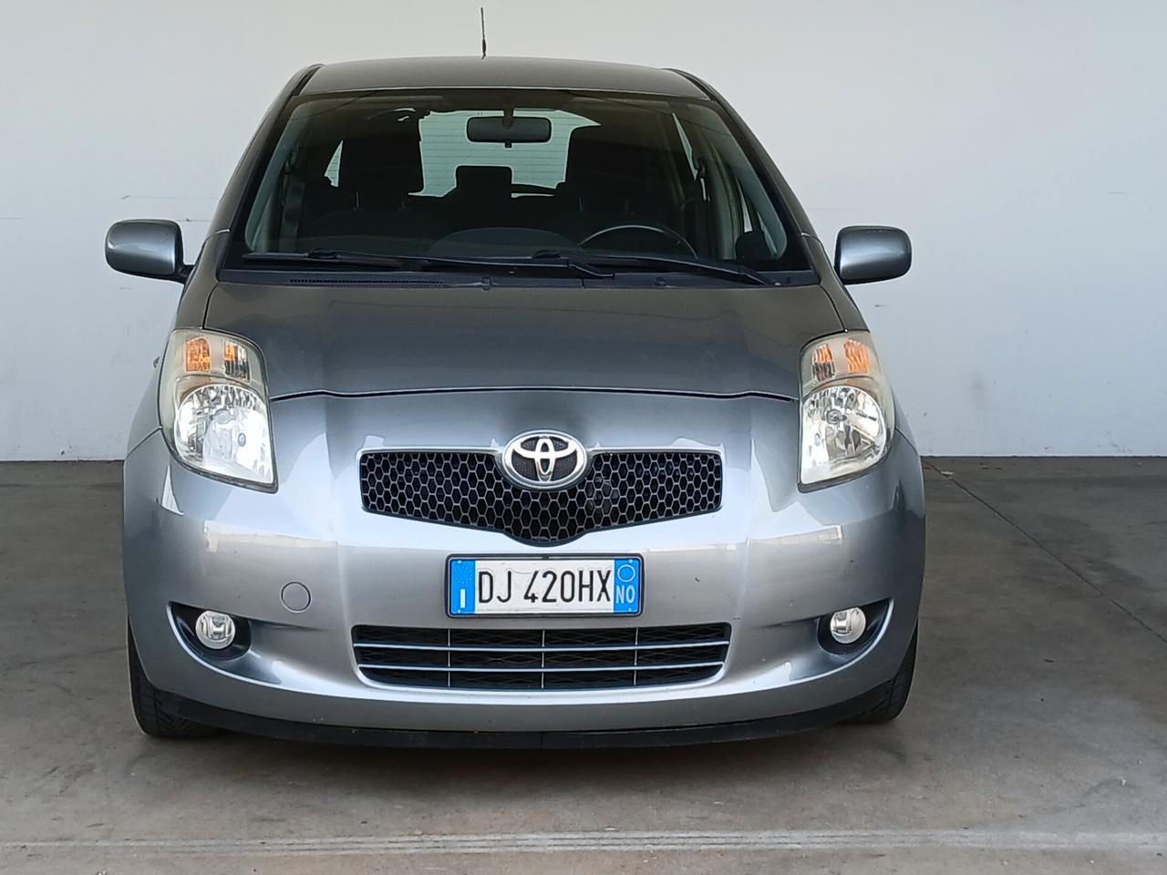 Toyota Yaris OK NEOPATENTATI 4 CILINDRI