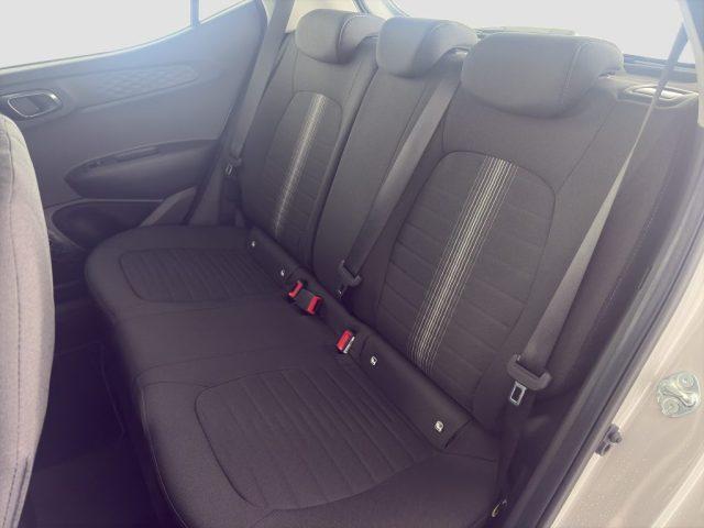 HYUNDAI i10 i10 1.0 MPI AT Connectline