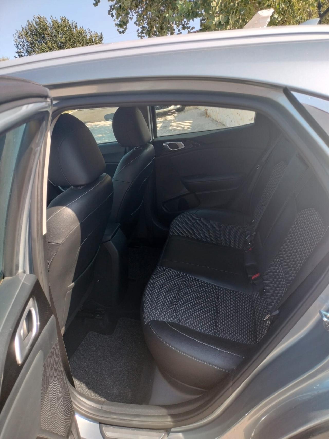 KIA XCEED MHP/M 1.5l 160hp Business - 2022 - SENZA BUSTA PAGA