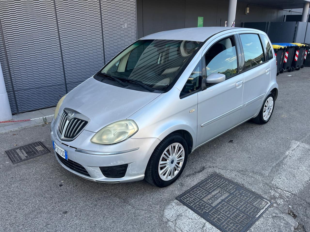 Lancia MUSA 1.4 Argento 2008 94.000 KM