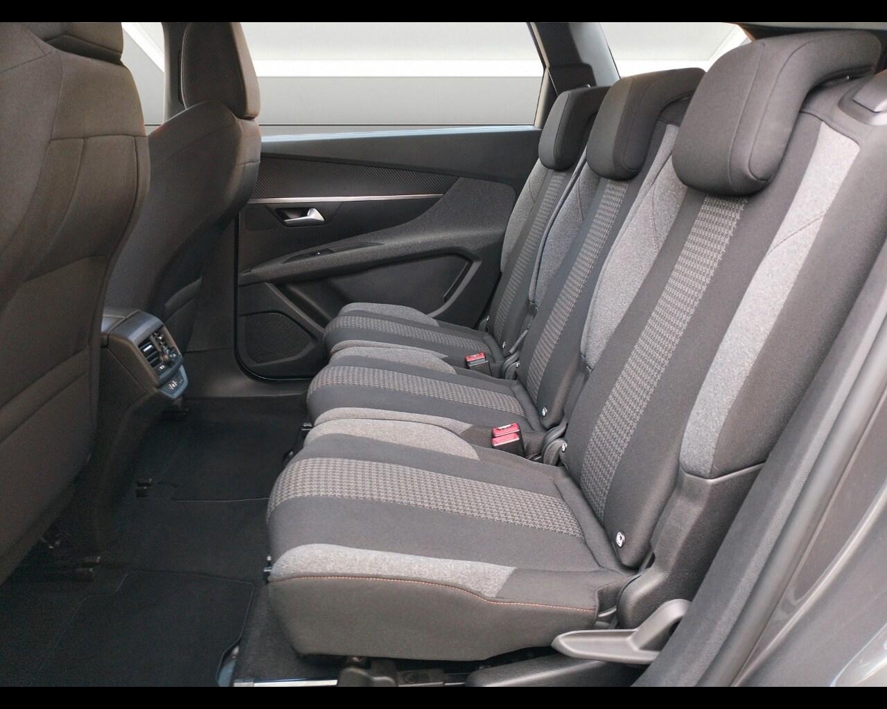 PEUGEOT 5008 2ª serie 5008 BlueHDi 130 S&S EAT...
