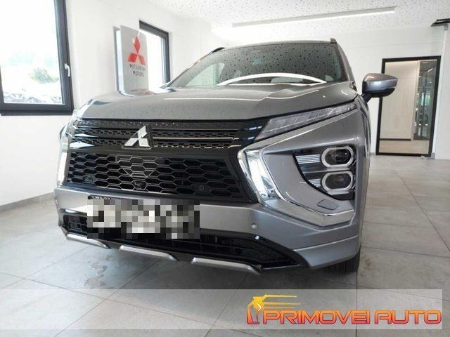 MITSUBISHI Eclipse Cross 2.4 Plug-in Hybrid 4WD Top