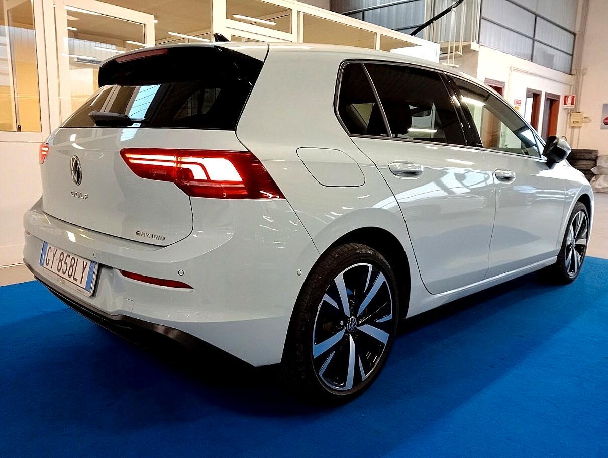 Volkswagen Golf 1.5 TSI eHybrid 204cv DSG 18" LED CAMERA ACC