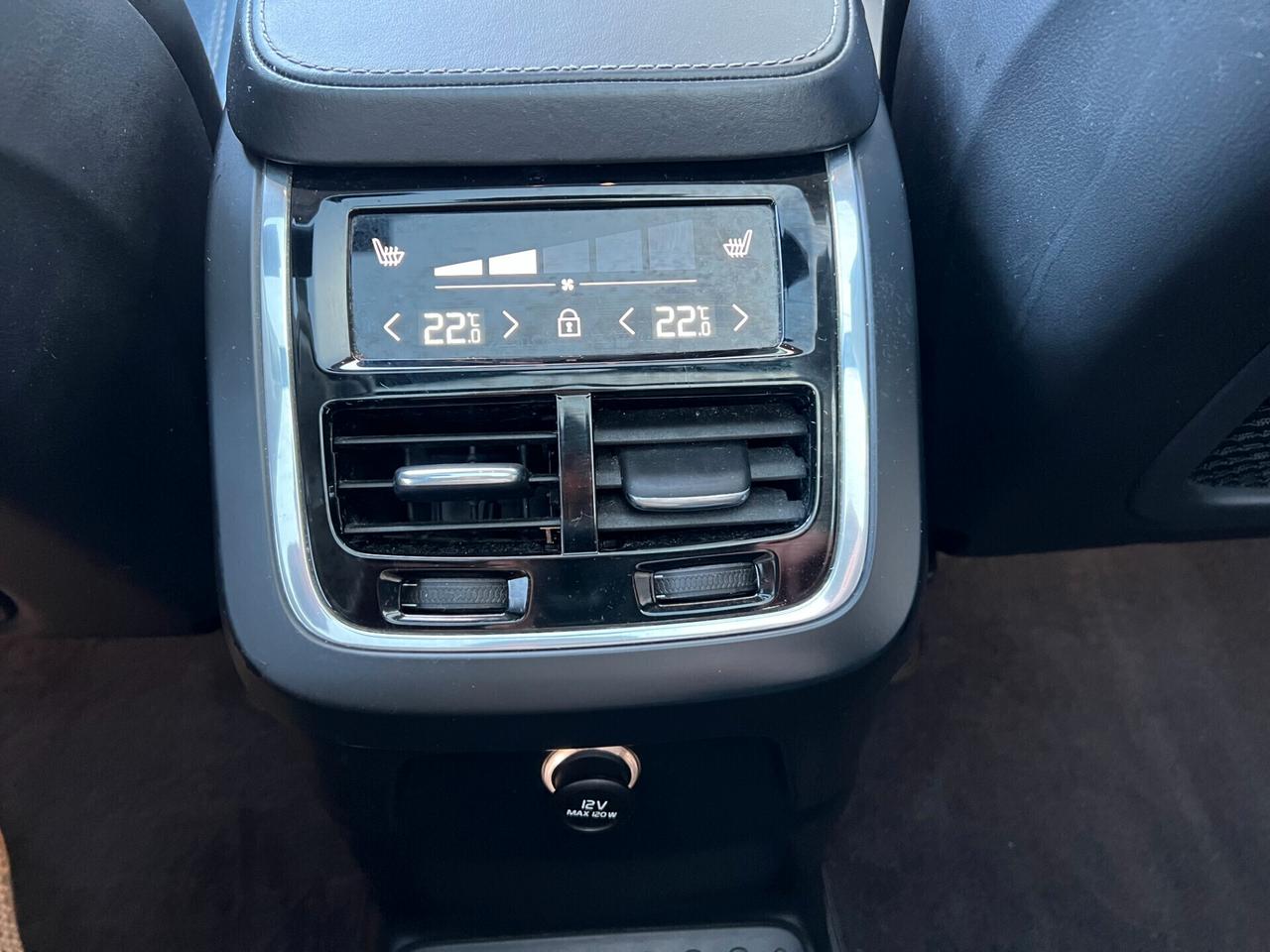 Volvo XC 90 T8 HYBRID 2.0 400cv AWD 7 posti Inscription