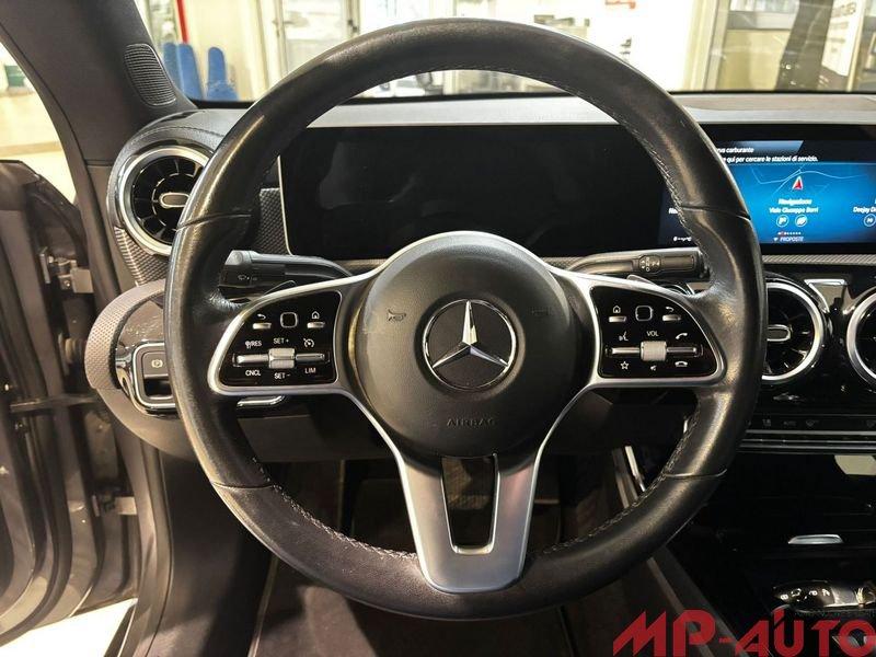 Mercedes-Benz CLA Coupé CLA 180 d Automatic Sport MANUTENZIONI REGOLARI