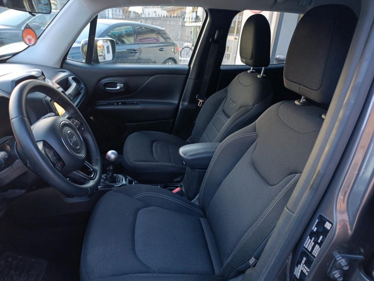 Jeep Renegade 1.6 E-TorQ EVO Longitude