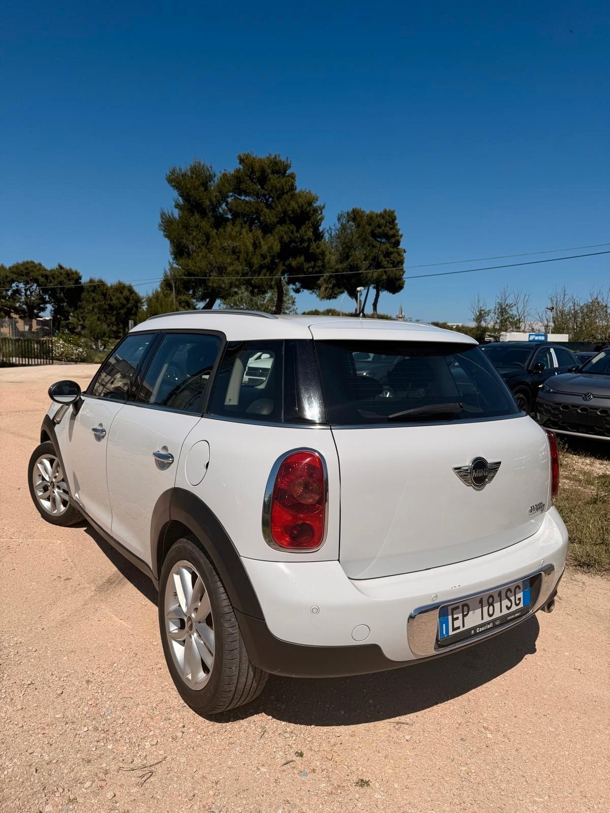 Mini Cooper Countryman 2.0 D Automatica