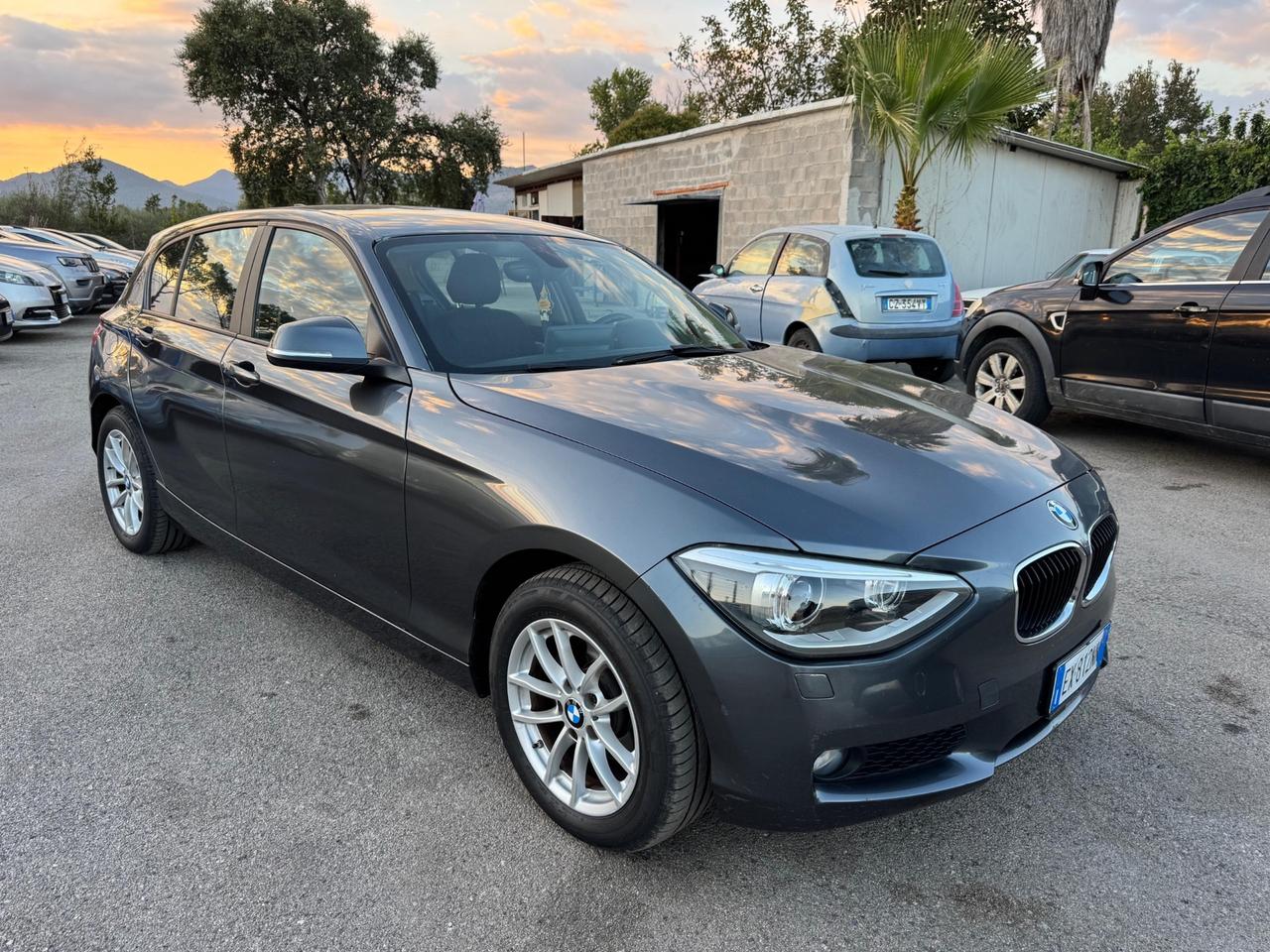 Bmw 116 116d 5p. Urban