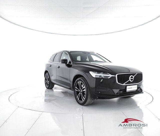 VOLVO XC60 B4 (d) AWD Geartronic Business Plus