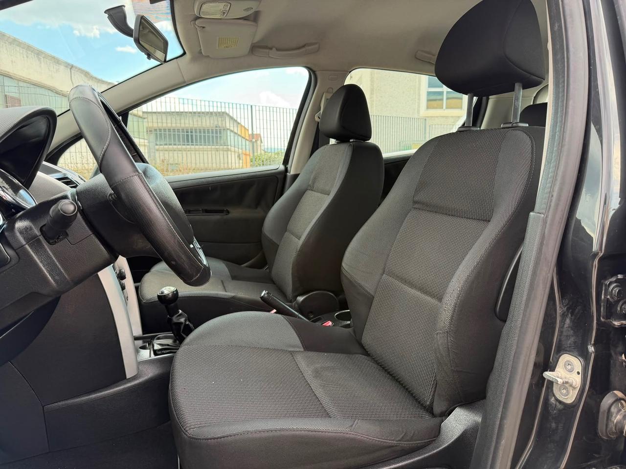 Peugeot 207 1.4 HDi