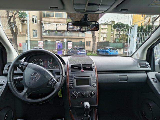 MERCEDES-BENZ A 180 CDI Elegance