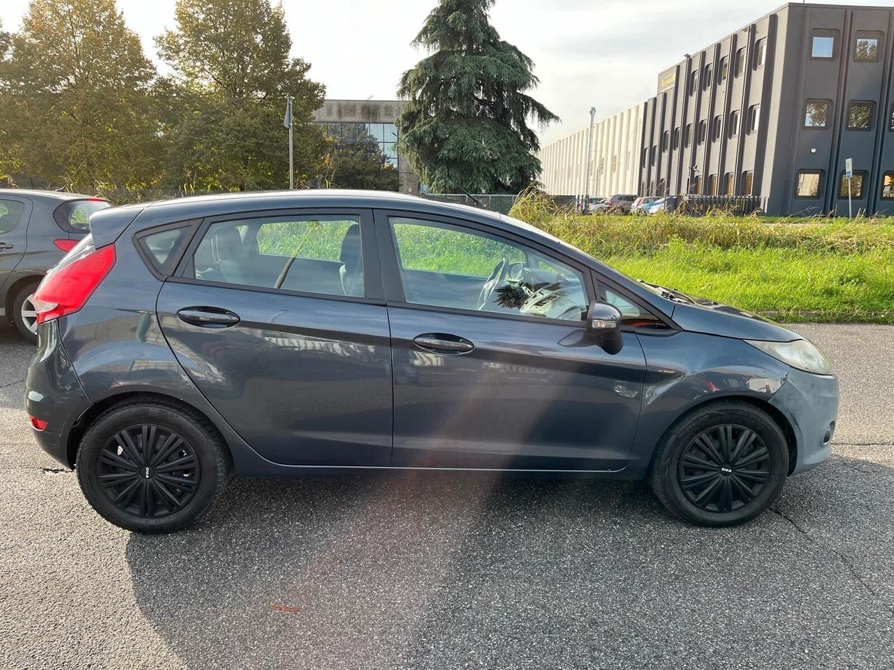 Ford Fiesta Fiesta 1.4 5 porte Bz.- GPL