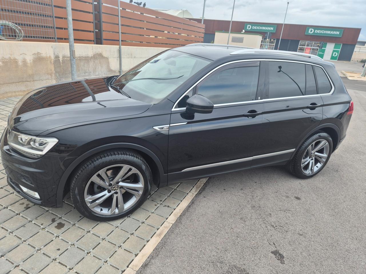 Volkswagen Tiguan 2.0 TDI r line